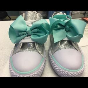 JoJo Siwa girls Sneakers.size 3.5